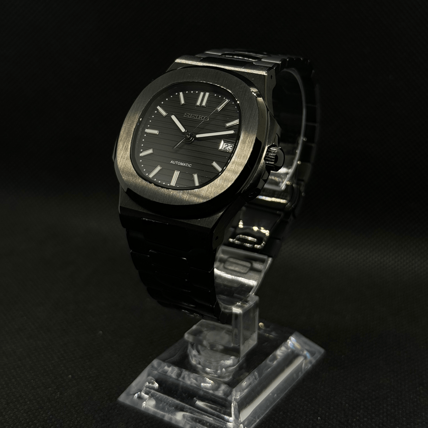 Seiko Nautilus Mod - All Black - Tempus Mods