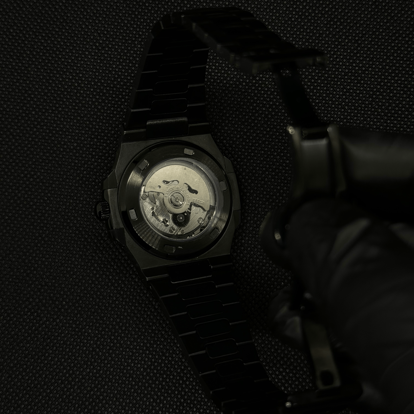 Seiko Nautilus Mod - All Black - Tempus Mods