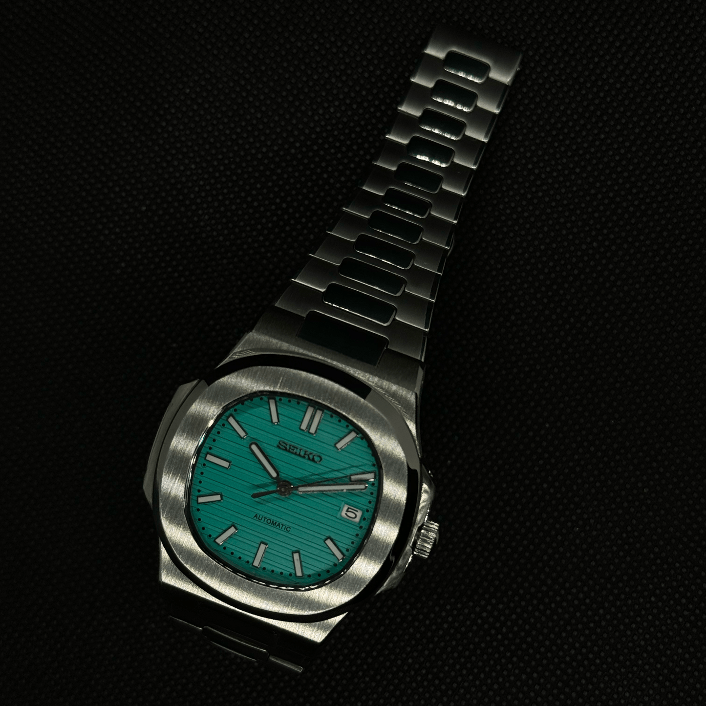 Seiko Nautilus Mod - Tiffany - Tempus Mods