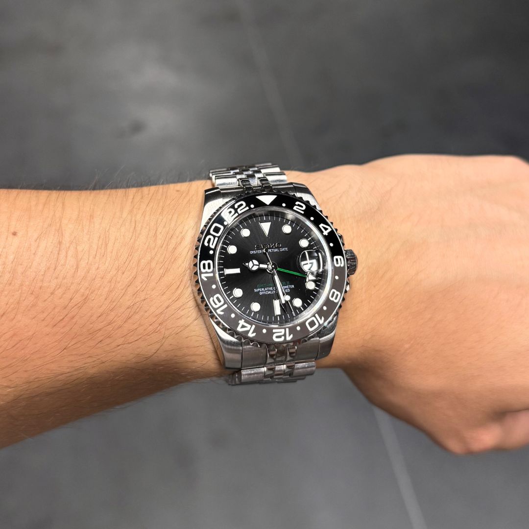 Seiko GMT Mod - Bruce Wayne