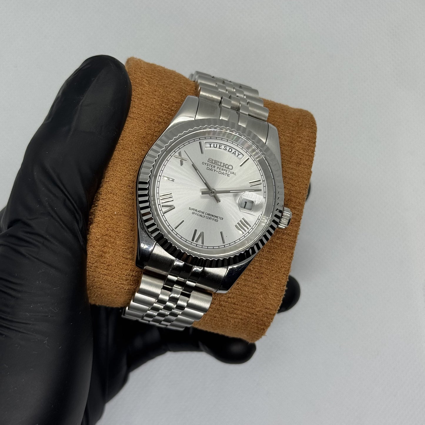 Seiko Day-Date Mod - White Roman