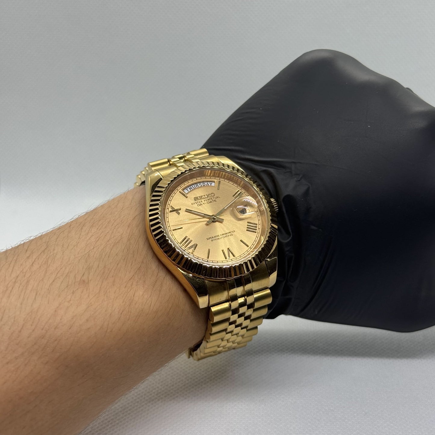 Seiko Day-Date Mod - Gold Roman