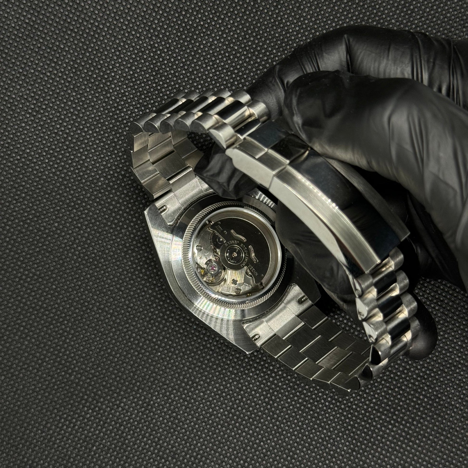 Seiko Datejust Roman Mod - Navy Blue - Tempus Mods