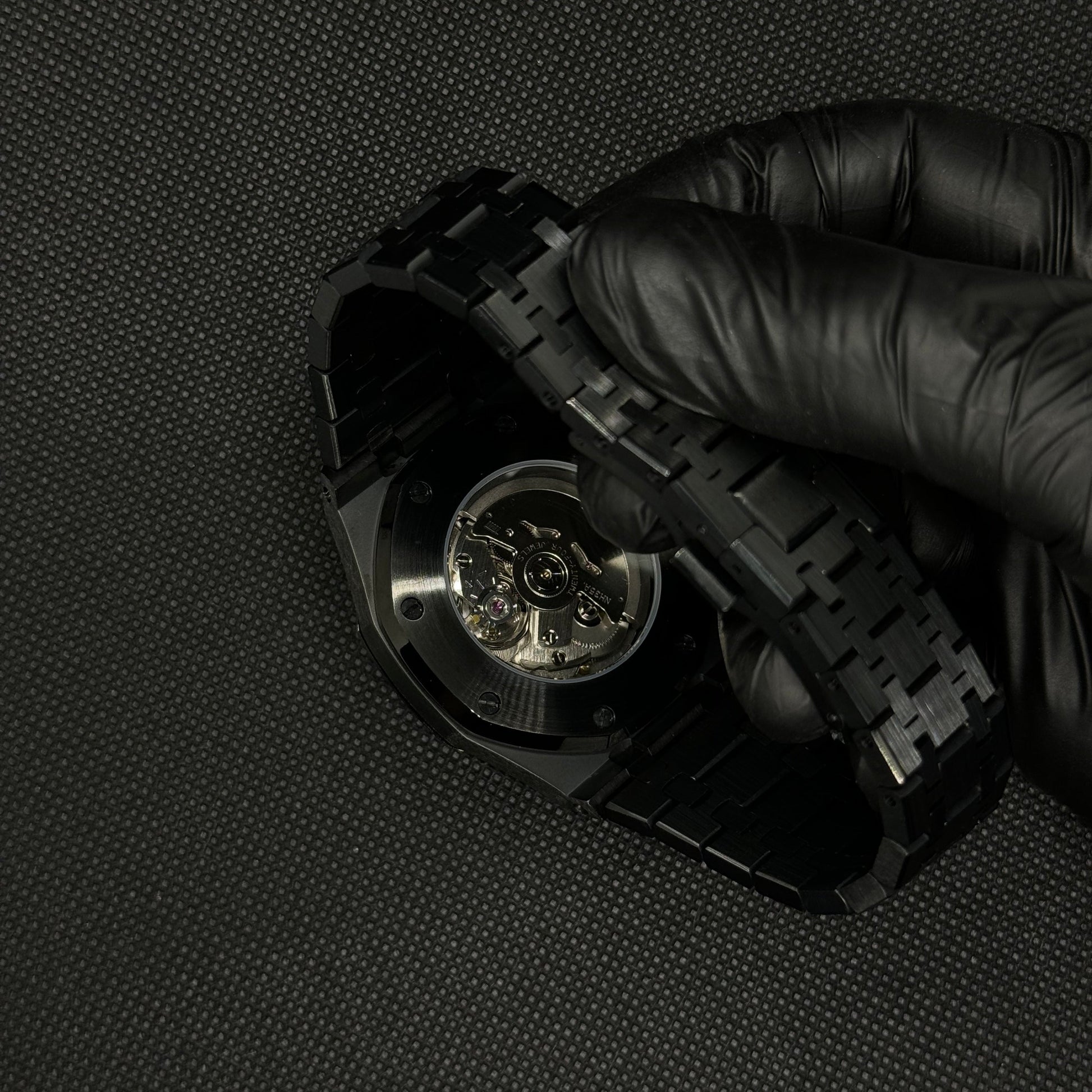 Seiko Royal Oak Mod - All Black - Tempus Mods